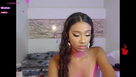 Snapshot of namoismith chatting on March 2025 08:18:02 AM Namoi Smith online show from March 2025 08:18:02 AM