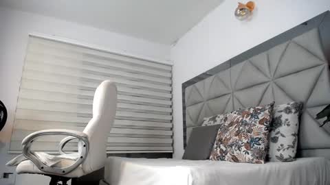 Snapshot of nana_levy chatting on December 2024 04:41:02 AM Nana levy online show from December 2024 04:41:02 AM