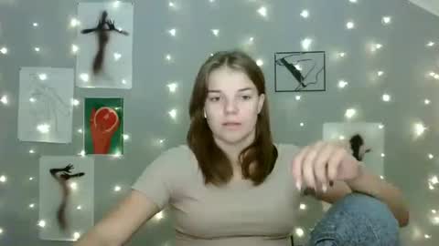 Nana online show from September 2025 08:14:02 AM