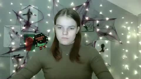 Nana online show from October 2025 06:43:01 AM