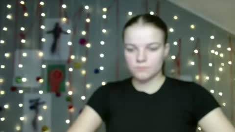 Nana online show from December 2025 09:18:01 AM