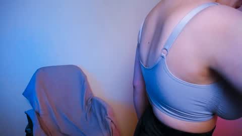 your candy  online show from December 2024 01:43:02 PM