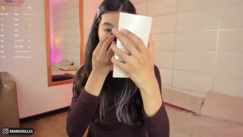 Nana  online show from March 2026 09:33:02 PM