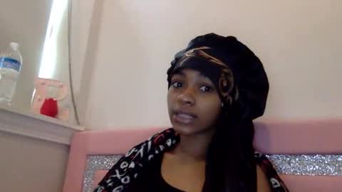 nanaonn online show from April 2026 06:10:02 PM