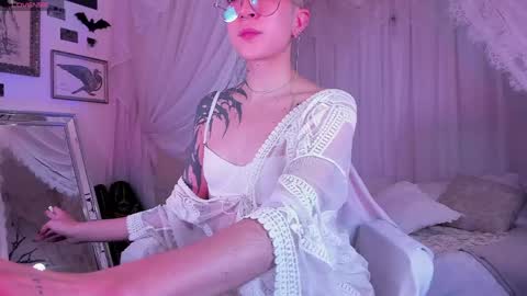 Alma  Maria online show from April 2026 09:58:02 AM