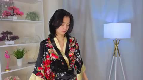 Miya online show from September 2025 03:58:02 PM