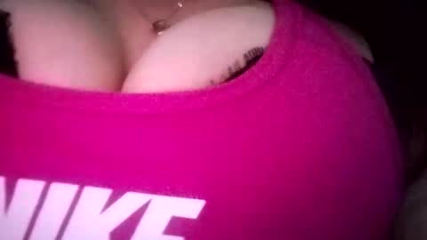 nancyybonita online show from January 2025 11:30:01 PM