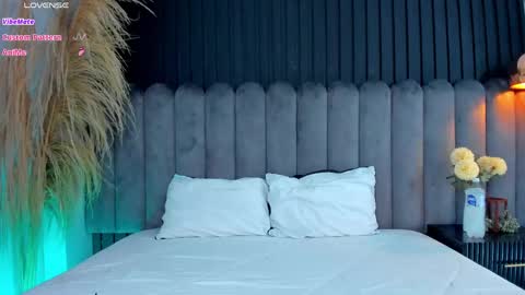 Snapshot of nanda_vixen_ chatting on March 2026 09:18:02 PM Nanda online show from March 2026 09:18:02 PM