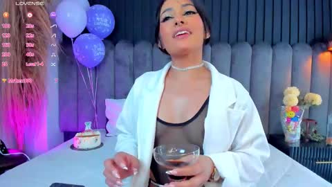 Snapshot of nanda_vixen_ chatting on March 2026 01:55:01 AM Nanda online show from March 2026 01:55:01 AM