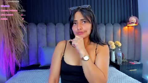 Snapshot of nanda_vixen_ chatting on April 2026 09:53:01 PM Nanda online show from April 2026 09:53:01 PM