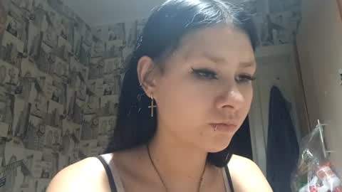 Snapshot of naomaoyola chatting on July 2026 09:22:01 PM Zendaya online show from July 2026 09:22:01 PM