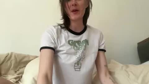 Naomi      online show from June 2026 10:00:01 PM