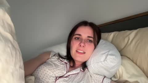 Naomi      online show from July 2026 12:14:02 AM