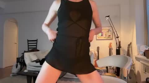Naomi      online show from July 2026 12:09:02 AM