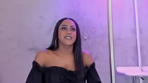 Naomi Blair online show from June 2026 03:17:01 AM