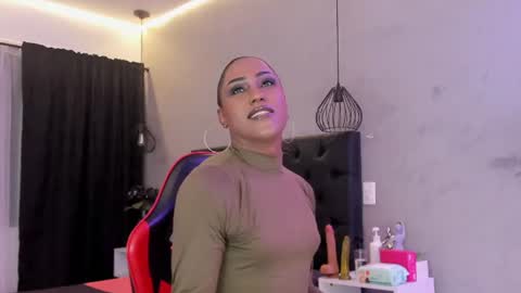 Naomi Blair online show from July 2026 03:26:01 AM