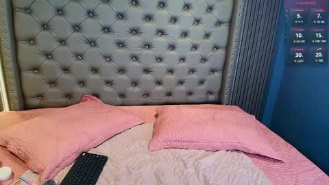 Snapshot of naomi_cute_ chatting on March 2026 01:28:01 AM NAOMI online show from March 2026 01:28:01 AM