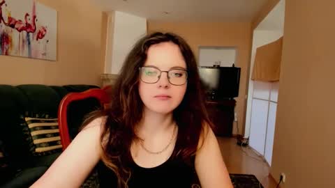 naomi_di online show from June 2026 06:20:01 AM