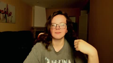 naomi_di online show from June 2026 07:40:01 PM
