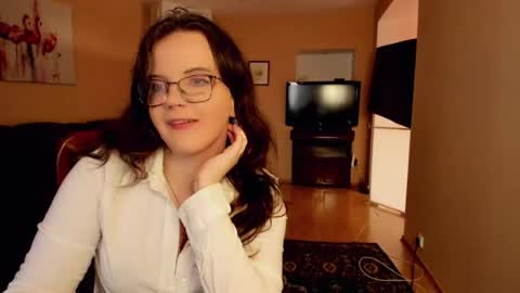 naomi_di online show from July 2026 05:04:01 PM