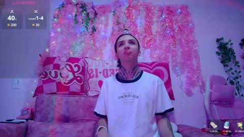 naomi_femme online show from June 2026 11:14:01 AM