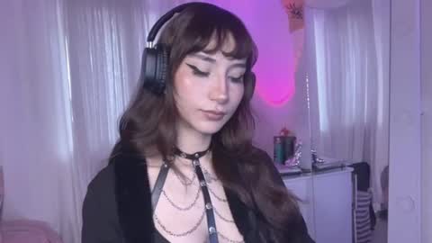  Naomi  online show from July 2026 01:15:01 PM