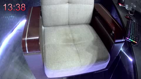 Snapshot of naomi_official chatting on November 2025 09:03:02 PM Naomi online show from November 2025 09:03:02 PM