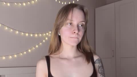 Snapshot of naomi_oops chatting on January 2026 08:07:01 PM Naomi online show from January 2026 08:07:01 PM