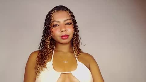 Snapshot of naomi_rider77 chatting on September 2025 05:29:01 AM mara Jos online show from September 2025 05:29:01 AM