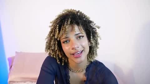 naomidawson online show from May 2026 01:57:16 AM