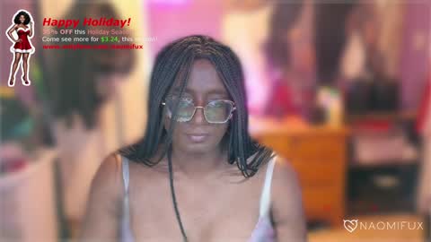Snapshot of naomifux chatting on December 2024 05:22:02 PM Naomi online show from December 2024 05:22:02 PM