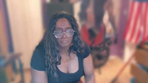 Snapshot of naomifux chatting on January 2025 10:46:02 PM Naomi online show from January 2025 10:46:02 PM