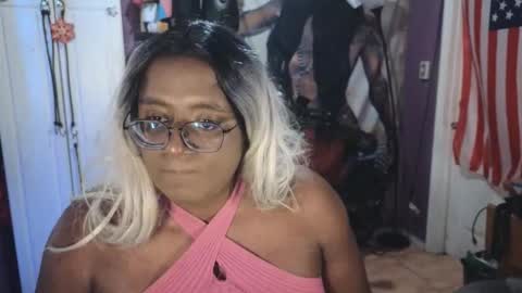 Naomi online show from November 2025 04:51:02 PM