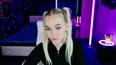 naomihita online show from October 2025 09:54:02 AM