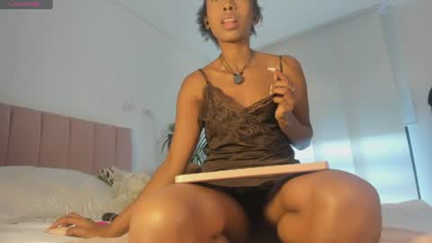 Naomii online show from June 2026 09:26:01 PM