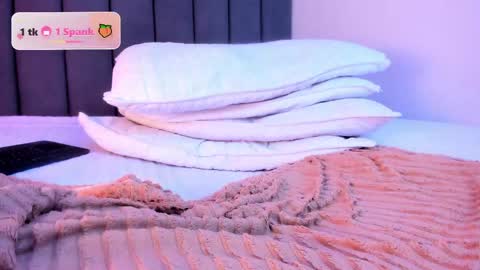Naomi online show from June 2026 06:52:02 AM