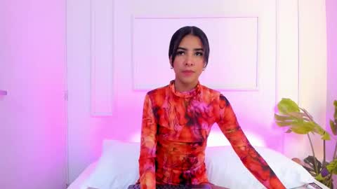 Snapshot of naomiklarc chatting on December 2025 08:17:01 PM Naomi Klarc online show from December 2025 08:17:01 PM