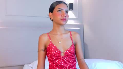 Snapshot of naomiklarc chatting on January 2026 11:48:02 AM Naomi Klarc online show from January 2026 11:48:02 AM