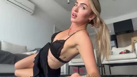 naomirhoades online show from February 2025 12:02:01 AM