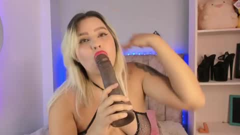 Laura  online show from June 2026 11:03:02 AM