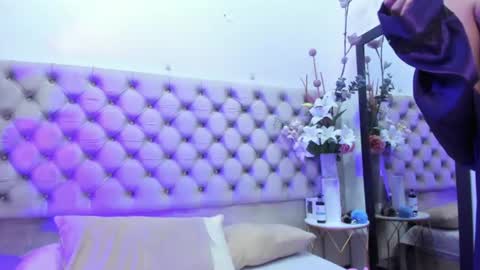 NaomiWhite online show from July 2026 01:58:33 AM