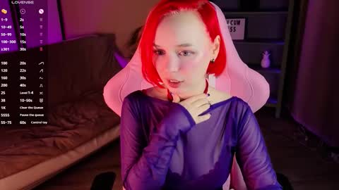 Snapshot of naomiyoru chatting on September 2025 09:04:01 PM Naomi online show from September 2025 09:04:01 PM