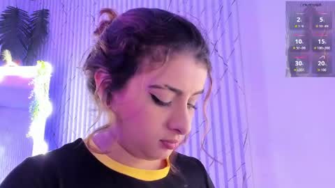 Naomy  online show from June 2026 09:14:01 AM
