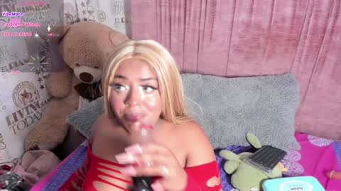 Snapshot of naomyfoxx1 chatting on February 2025 05:18:02 AM Naomyfoxx online show from February 2025 05:18:02 AM