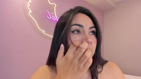 Naomy  online show from April 2026 10:39:01 AM