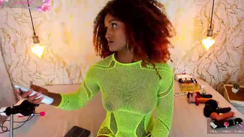 Naomy online show from September 2025 09:08:02 PM