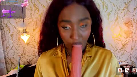 Naomy online show from February 2026 09:24:01 PM