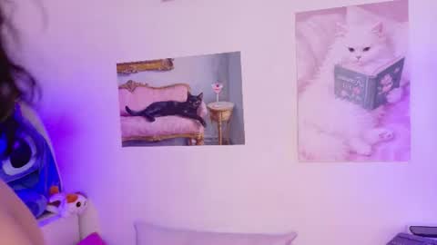 nara_pink online show from July 2026 08:17:02 PM