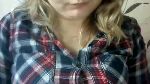 Snapshot of narcisjill chatting on December 2024 12:22:02 PM NarcisJill online show from December 2024 12:22:02 PM