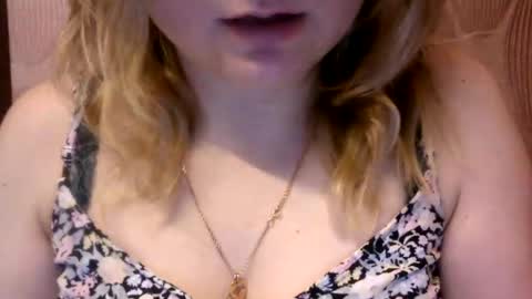 Snapshot of narcisjill chatting on January 2025 12:49:01 PM NarcisJill online show from January 2025 12:49:01 PM